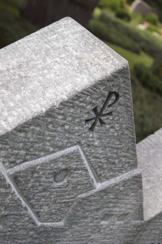 Chi-Rho - Jahrhunderte altes Christuszeichen. Die griechischen Buchstaben Chi (X) und Rho (P) sind die beiden ersten Buchstaben im Wort Christus und stellen so eine Abkürzung dar.